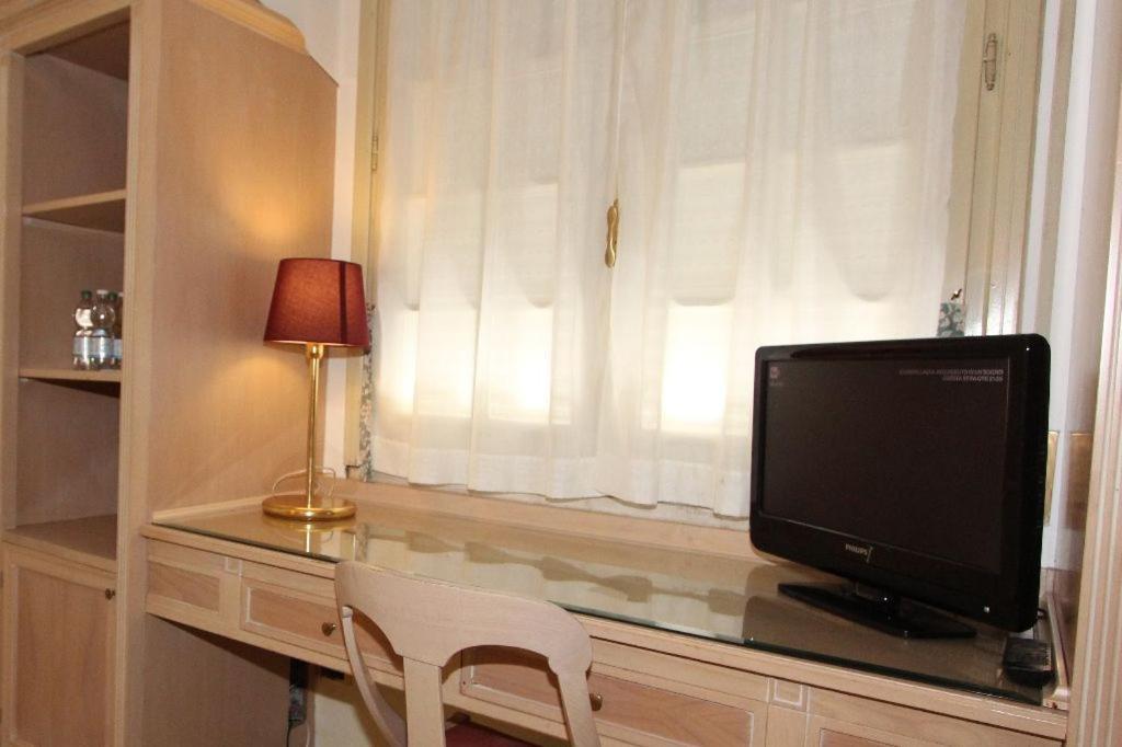 Park Hotel Reggio Emilia Exterior photo