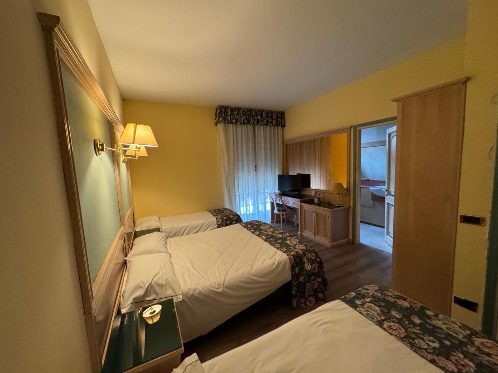 Park Hotel Reggio Emilia Exterior photo